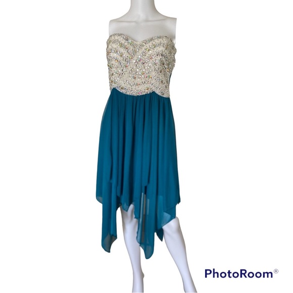 TRIXXI Strapless Juniors Dress Sz. 11 - Picture 1 of 6